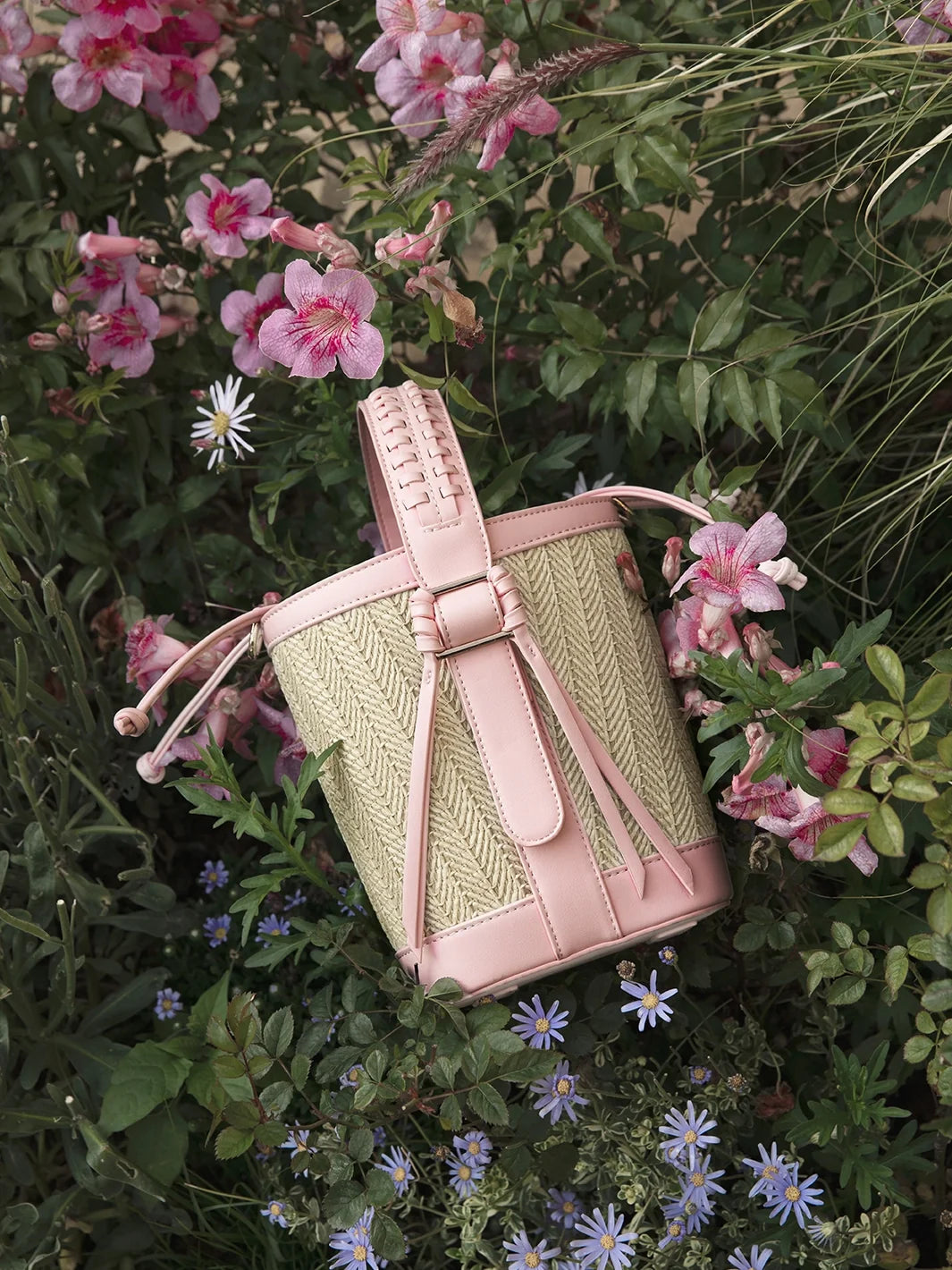 Marina Raffia Straw Bucket Bag